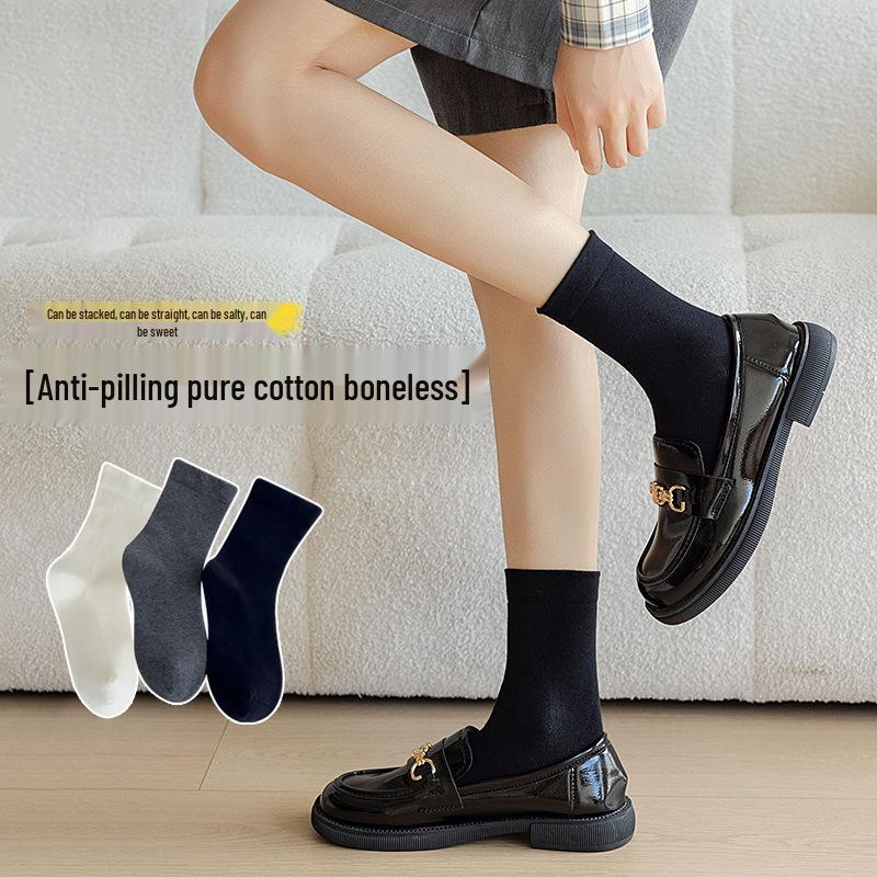 Women's Antibacterial Odor-Resistant Mid-Calf Cotton Scrunch Socks - Black & White, Postpartum Friendly, Spring/Autumn Style