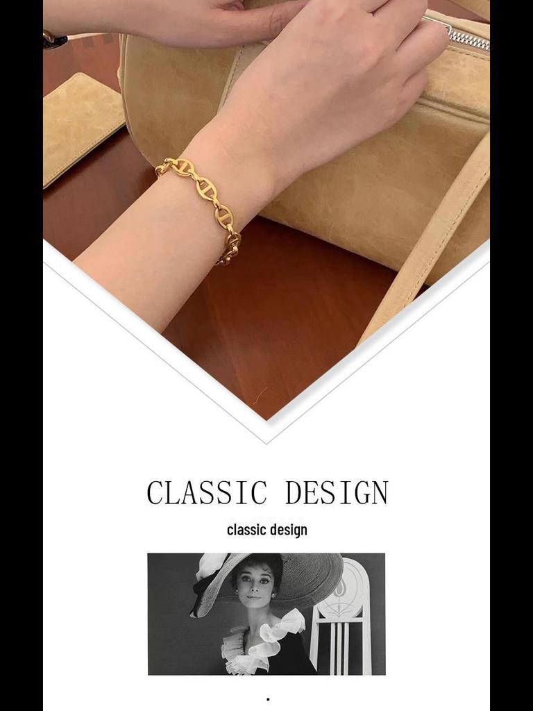 2022 Korean Trendy Pig Nose 18K Gold-Plated Titanium Steel Bracelet for Women
