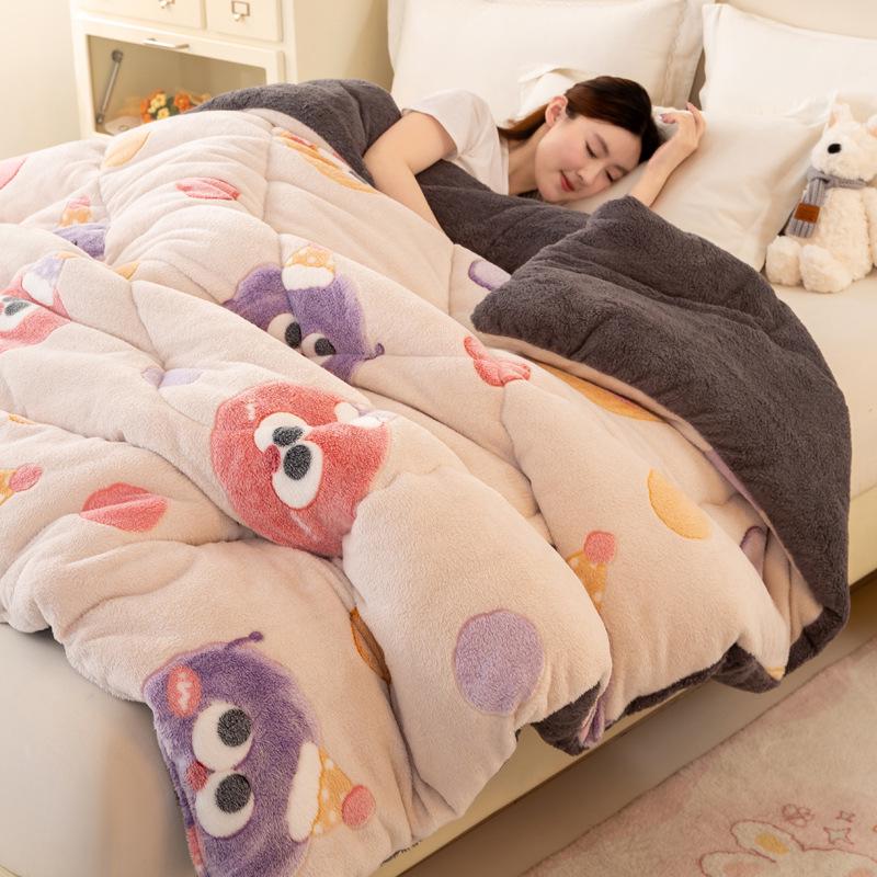 Warm Winter Lambswool & Fleece Quilt - Thick, Cozy Single Size for All Seasons