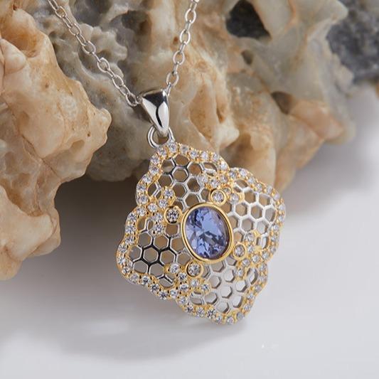 Natural Tanzanite Hollow Pendant S925 Sterling Silver Necklace Women'S Vintage Versatile Clavicle Chain Jewelry