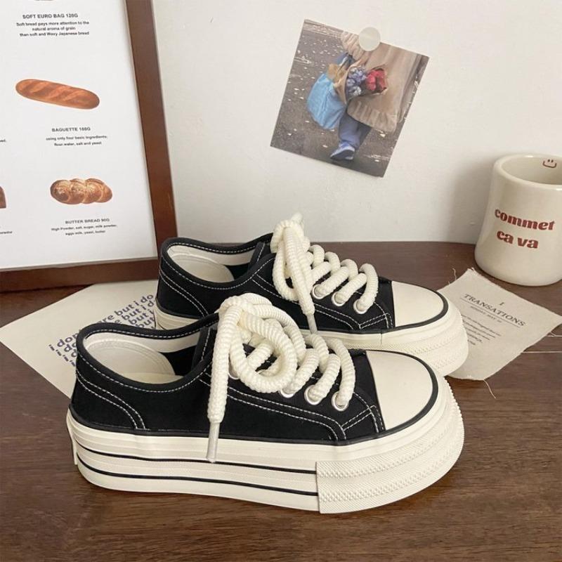 Leinenschuh mit dicker Sohle für Damen,Ein neuer Frühlings- und Herbststil,Ein Nischen-Studentenschuh im koreanischen Stil mit großem Kopf und Biskuitsohle, weiß