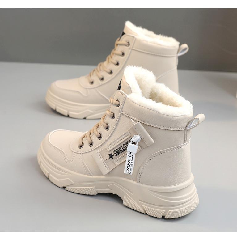 Winter New British Student Thick Soled Plush Cotton Shoes for Height Raising Street Photography Women's Shoes