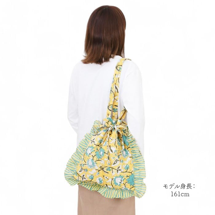 Frilled tote bag in cool gray