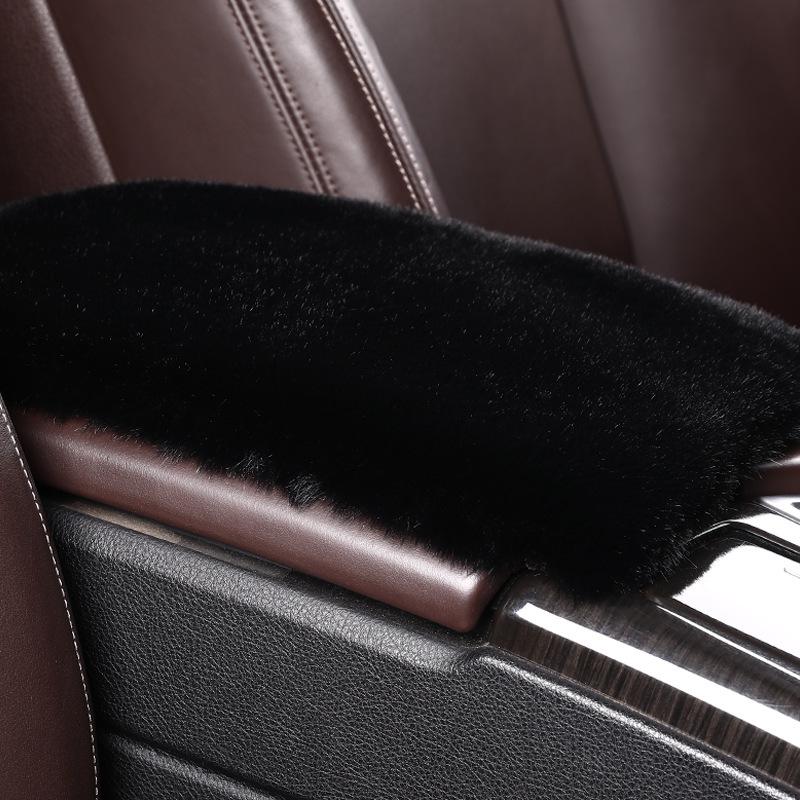 

Faux Mink Plush Car Armrest Cover - Universal Fit for Autumn and Winter