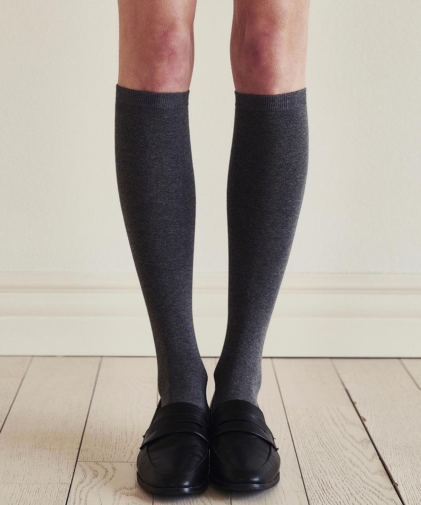 LOEIL Soft Plain Knee Socks - 3 Colors