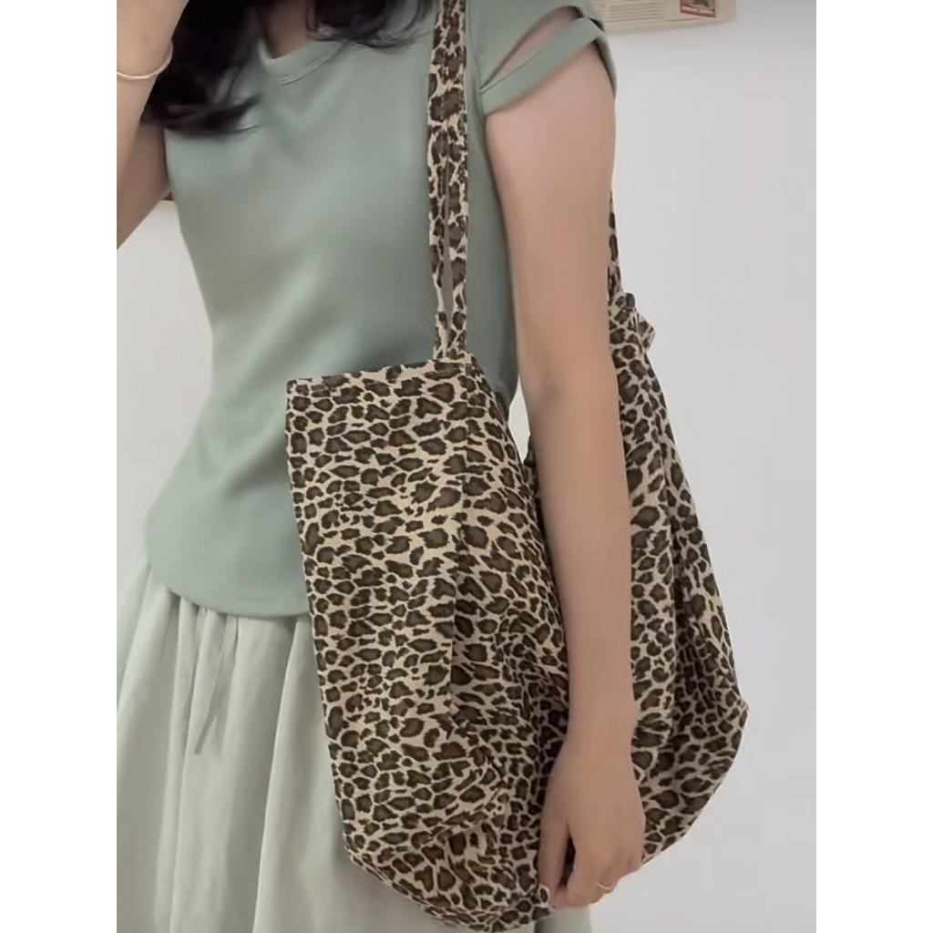 Ielgy Large-Capacity Leopard Print One-Shoulder Lazy Style Canvas Bag Niche Casual All-Match Tote Bag