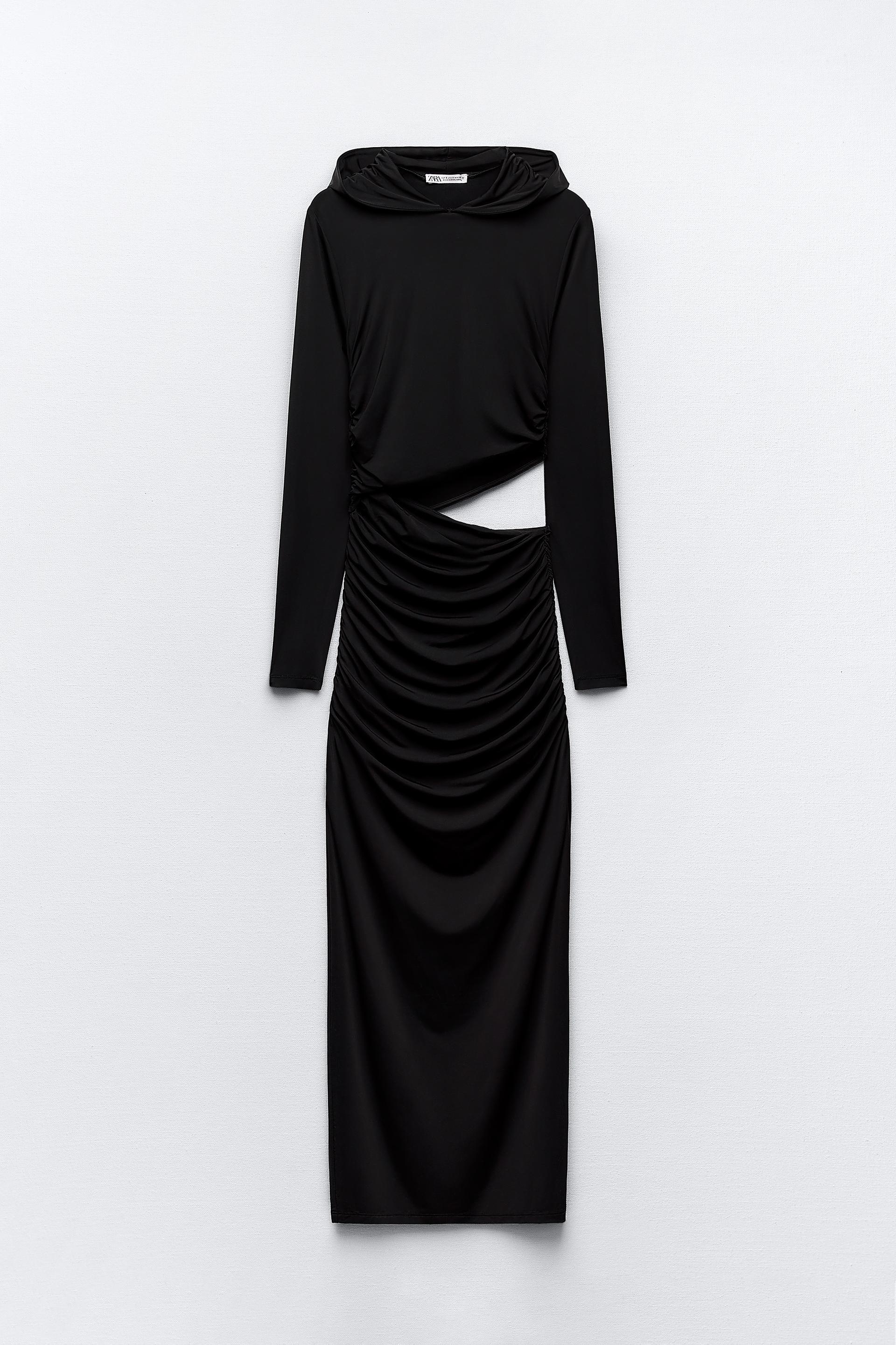 

ПРИГЛАШЕННОЕ ПЛАТЬЕ С КАПЮШОНОМ