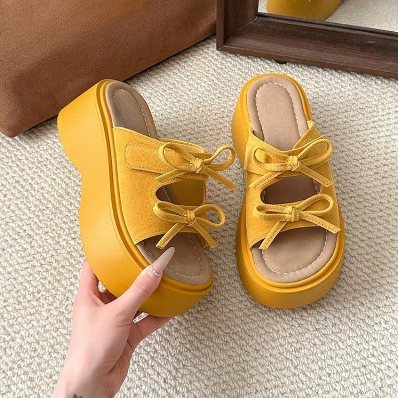 Mode Ein-Wort Schleifen-Slipper Damen Sommer Neu Mode Runde Zehenpartie Erhöhte Plateausohle Rutschfest Lässige Strandsandalen