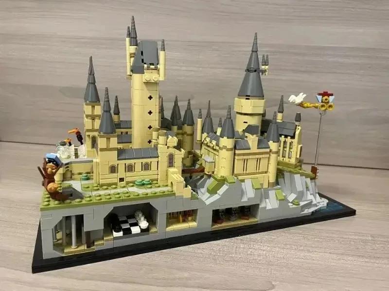 Hogwarts Castle and Ground Building Block Suit, Adult Gift Ideas, Can Build Display Models, Collectible Harry