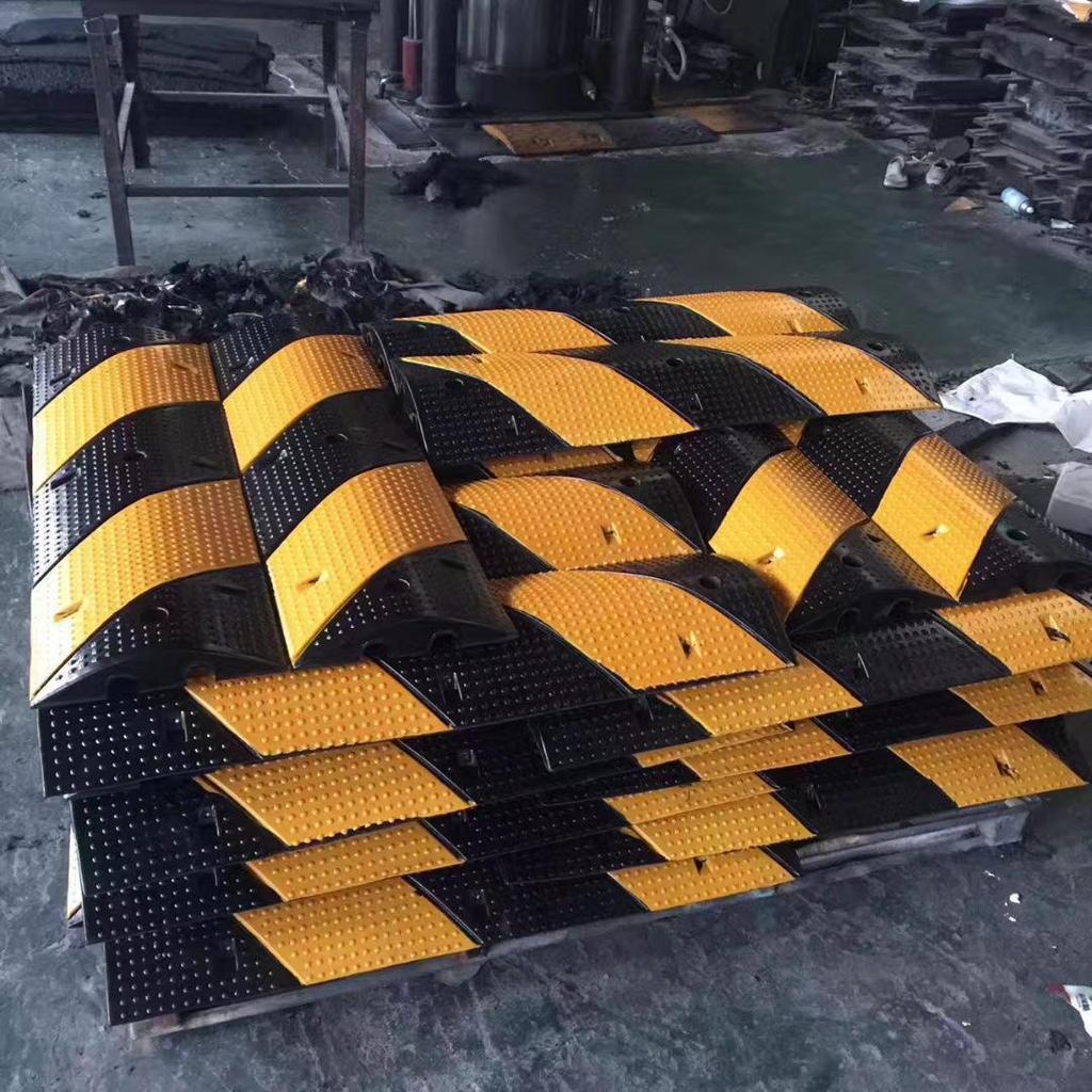 Rubber Speed Bump: Door, Road, Groove, Ramp Mat - Parking Wheel Stopper with Shock Absorption.