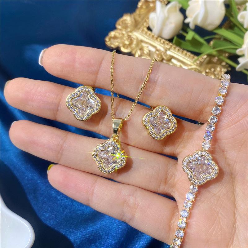 Zircon Color Crystal Necklace Set European and American Petal Zircon Earrings Necklace Bracelet Three-piece Set 2026