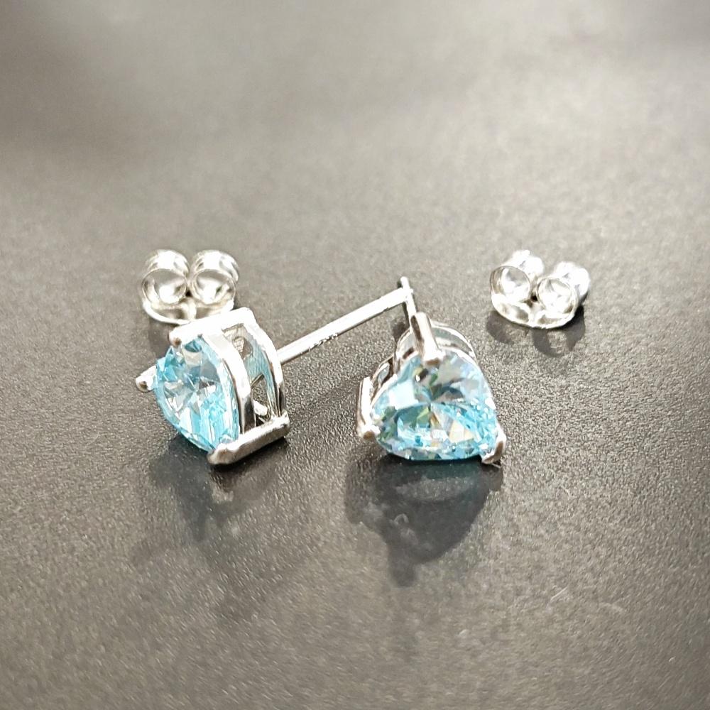 Himmelblaues Herz Zirkon Mädchen süße Ohrring 925 Sterling Silber Herz CZ Ohrstecker