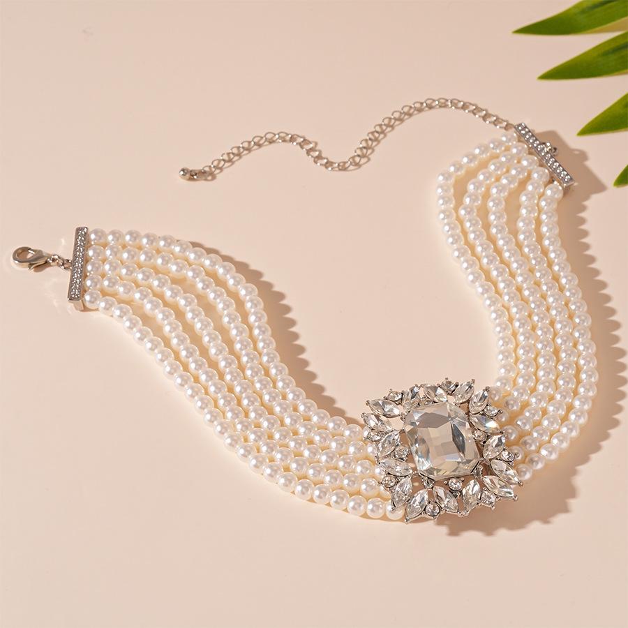 Baroque Diamond Pearl Clavicle Necklace – French Court Style Luxury for Women