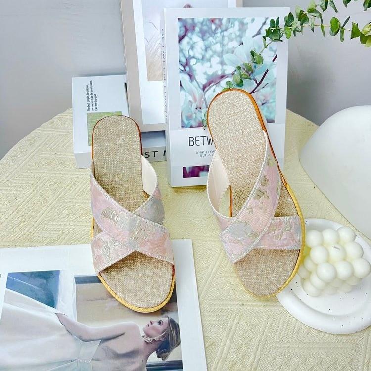 

Женские шлепанцы на танкетке с толстой подошвой, крутые шлепанцы большого размера, новые шлепанцы-маффины с открытым носком, шлепанцы-одно слово 43