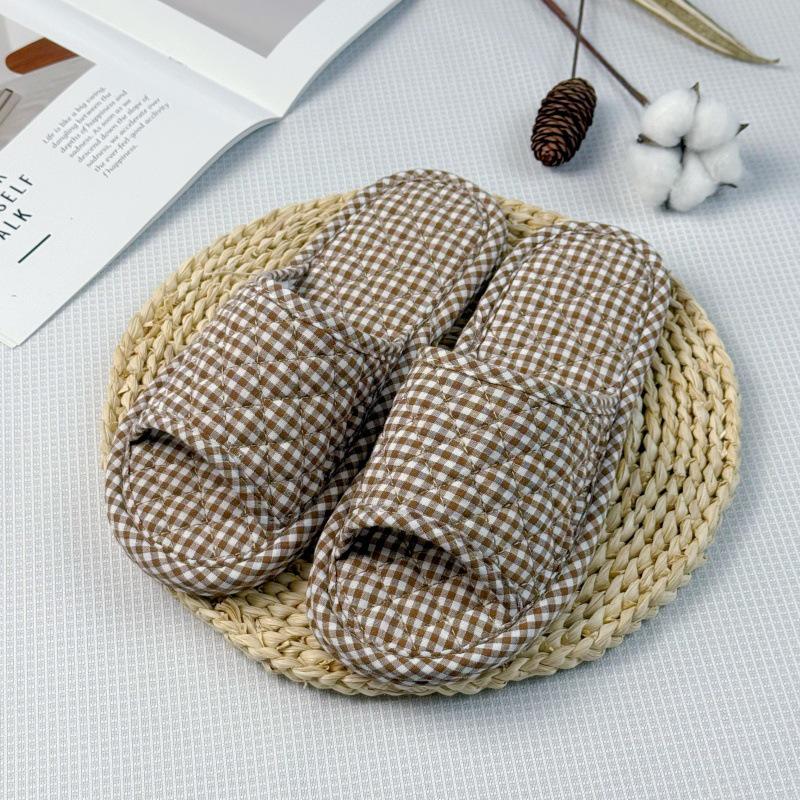 Artistic Unisex Korean Style Indoor Slippers with Cloth Soles