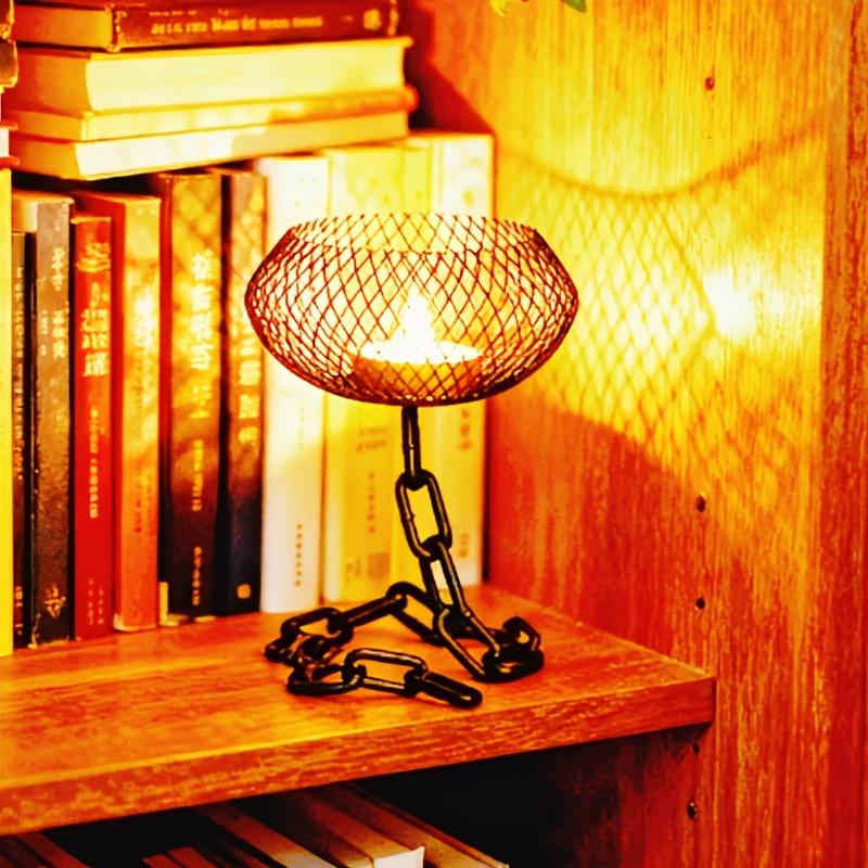 1PC Industrial Chain Iron Candlestick: A Retro Industrial-style Decorative Piece with a Chain Design, Suitable for Indoor/outdoor Use.