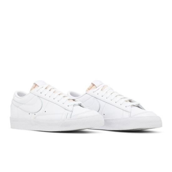

Nike Wmns Blazer Low 77 Triple White DC4769-101 EU 38.5 білий