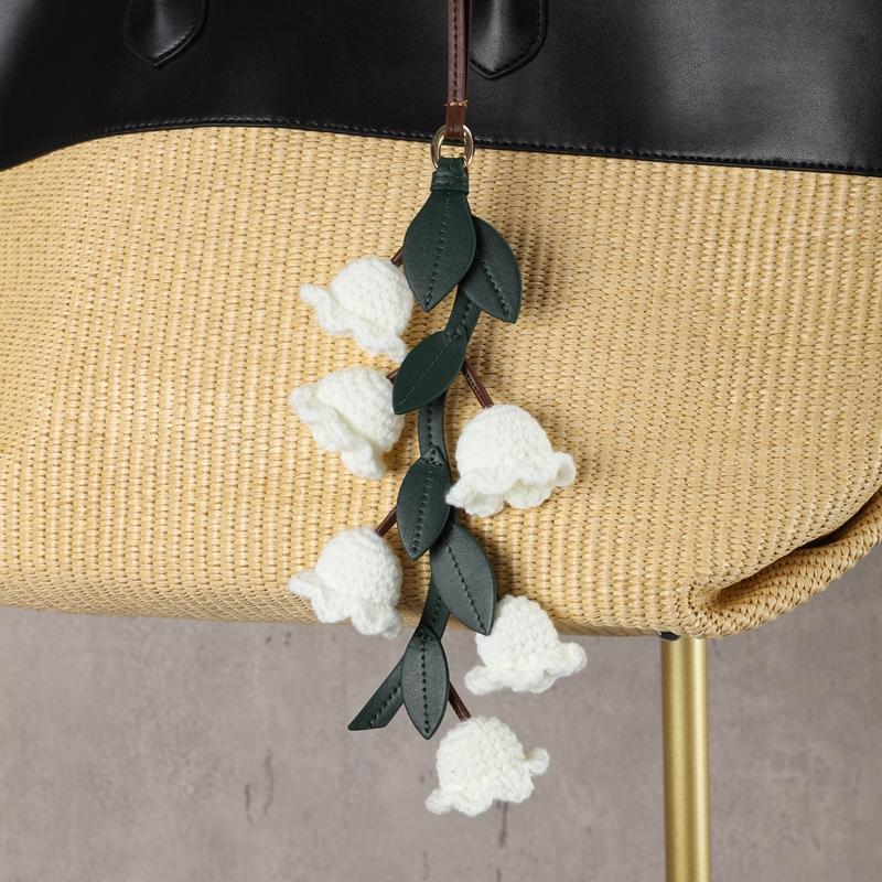 Přívěsek Květinová taška Pravá kůže Značka Originální design Nádherný ručně vyrobený přívěsek Simulovaná květina Osmanthus Tulipán Klíčenka