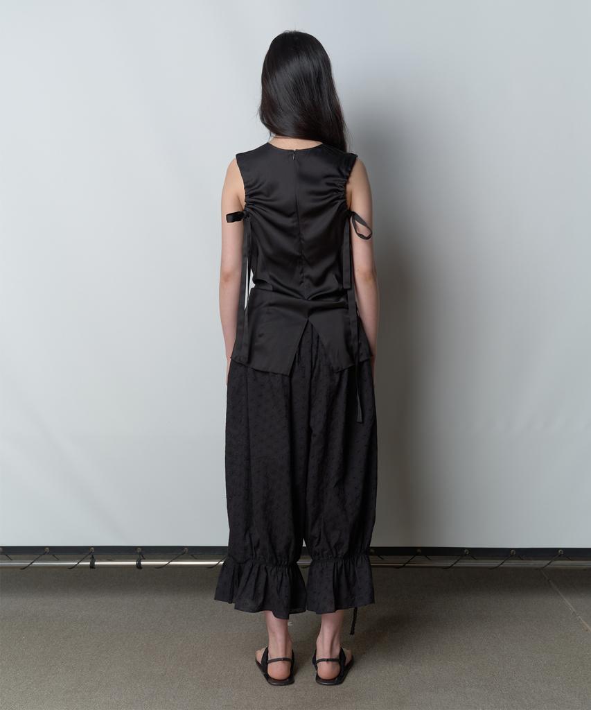 Bopeu Nia Ribbon Sleeveless Top (Black)