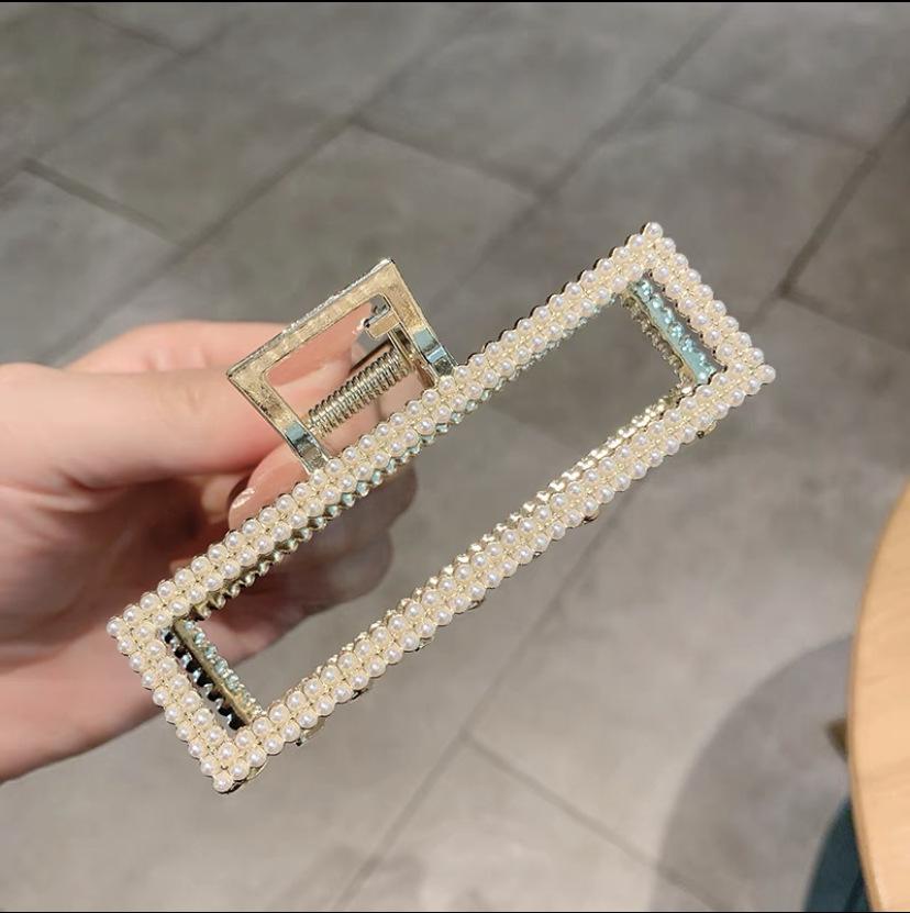 High-End Large Metal Claw Hair Clip for Women - Elegant Updo Accessory