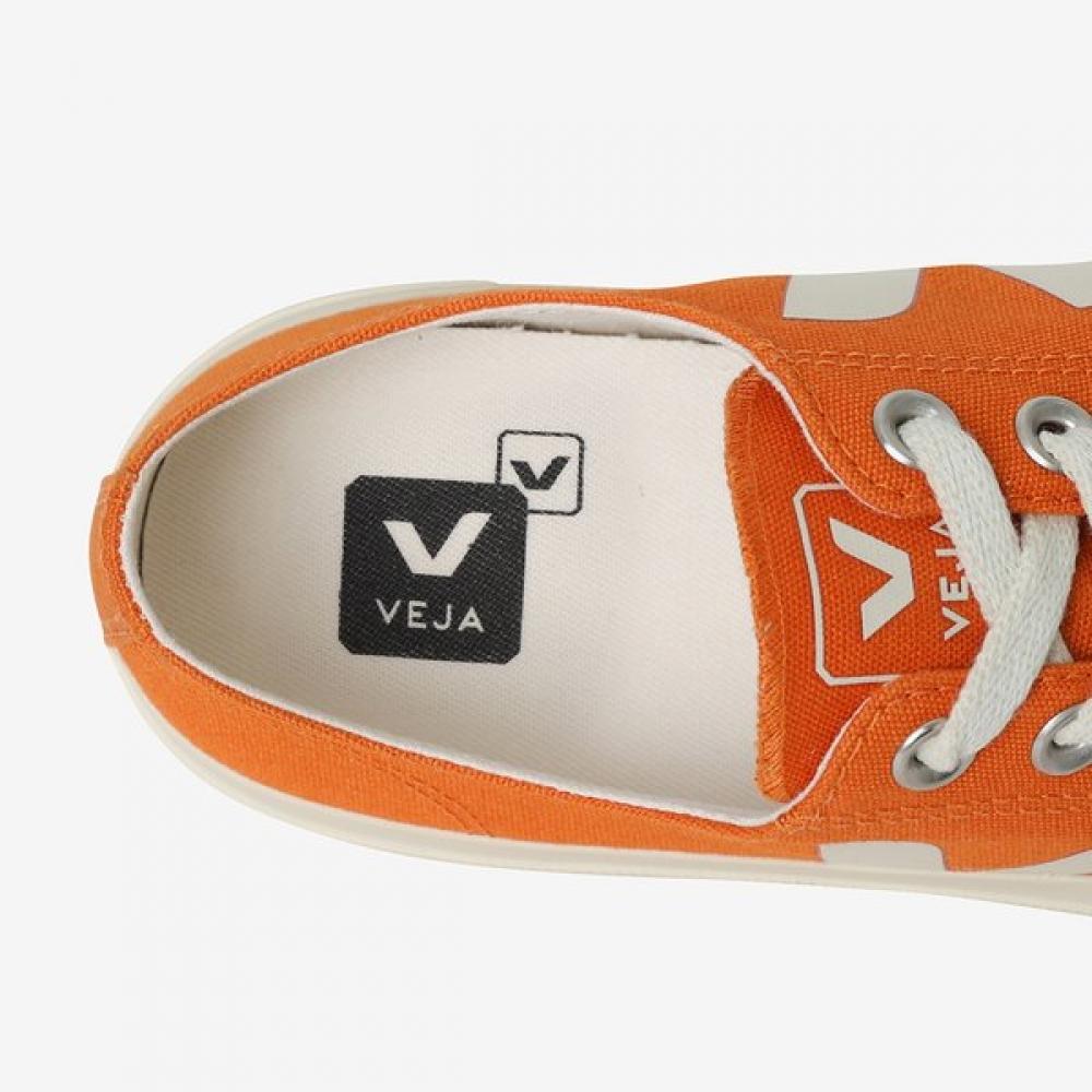Veja Unisex Canvas Shoes Wata 2 Low  Svju231pl01 175 