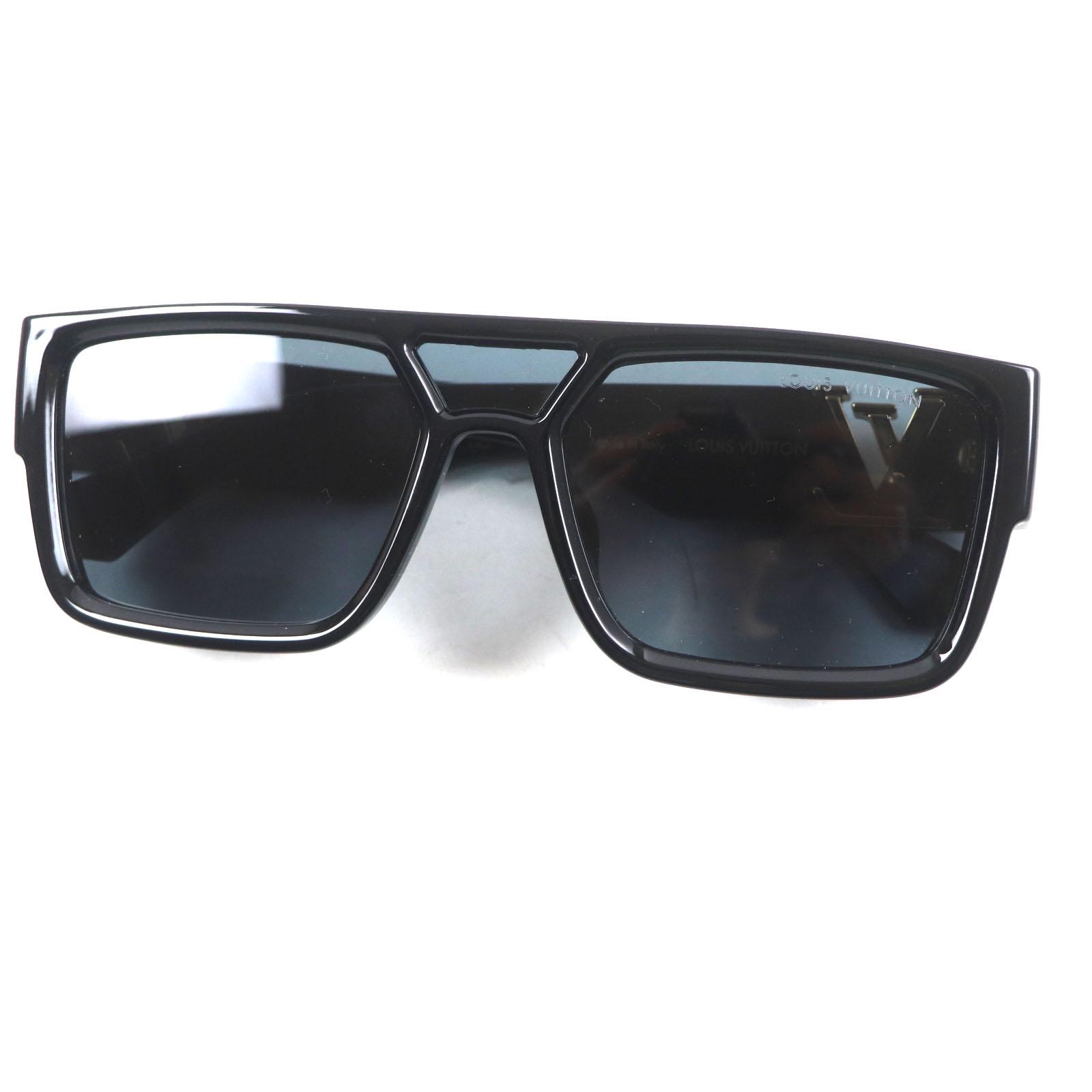 

Excellent LOUIS VUITTON sunglasses LV Sleek Square black mens Z2062E Used