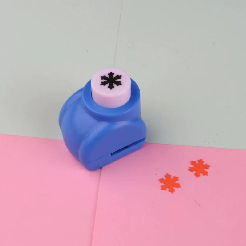1pcs Mini Embossing Punch Handmade Paper Cutting Punch Suitable for DIY Paper Card Greeting Card Birthday Card Making