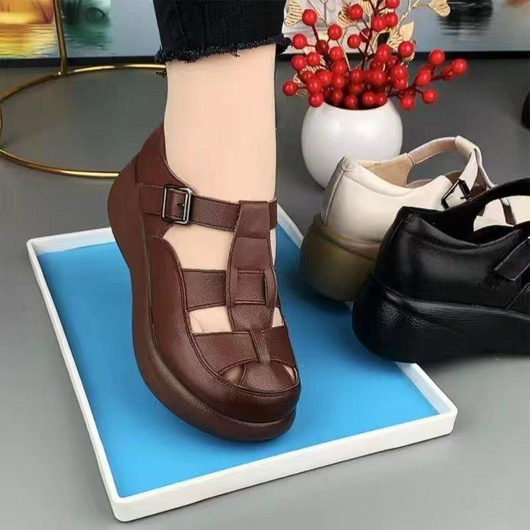 Platform Pig Cage Shoes Slope Heel Cool Slippers Women's Fashion 2025 Summer New Versatile Go Out Platform Sandals Women