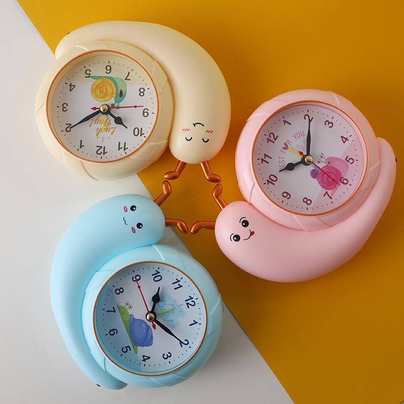 New children's alarm clock cute small alarm clock astronaut astronaut cartoon student luminous clock small desktop