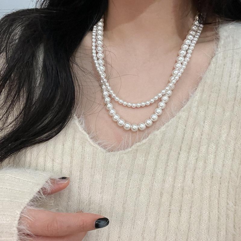 Fashion jewelry, bohemian multi-layer necklace, popular street auction popular pearl necklace.