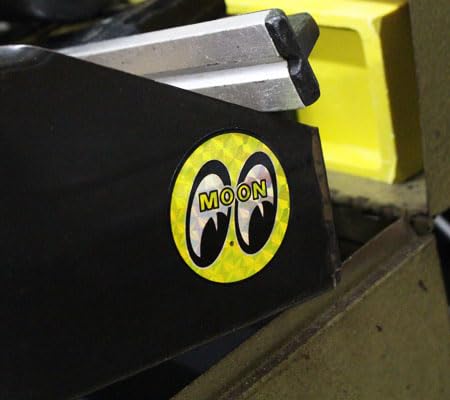 Naklejka Mooneyes MOONEYES Prismoon Średnica 4cm_SC-DM058-MON