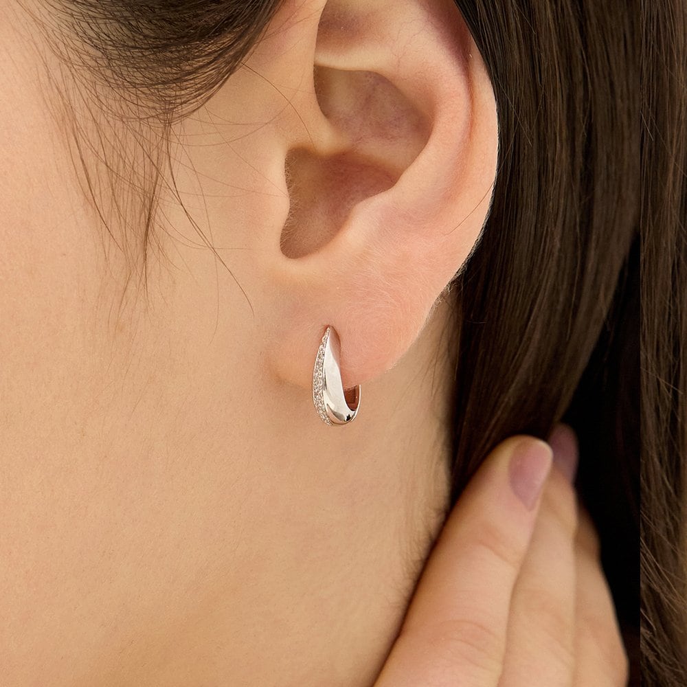 

Clo Silver (W) Half Pave One-Touch Earrings S Hl2E4B210W9Xxx