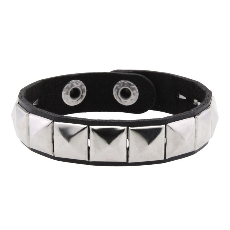 

European and American Punk Style Single-Row Rivet Leather Bracelet for Women, Dark Y2K Hip-Hop Style Niche Chain Hand Accessory for Men Square buckle