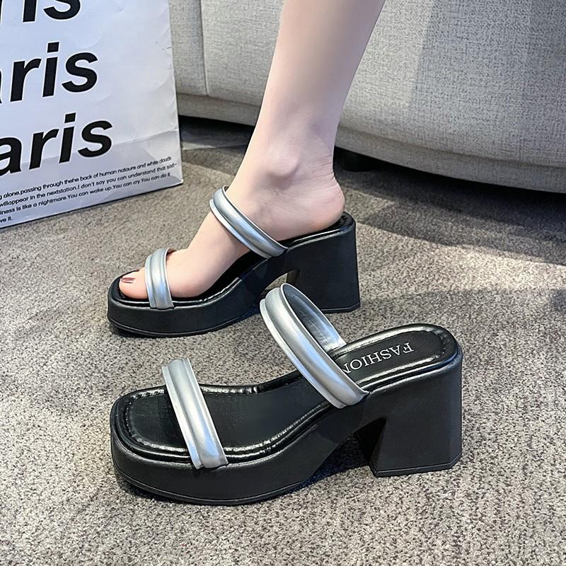 Cool Slippers Women's 2025 Spring and Summer Outer Wear Fashionable and Versatile Word with Sandals Muffin Thick Sole Heightening Slippers Women
