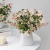 Decoração de casa – Flores e coroas artificiais