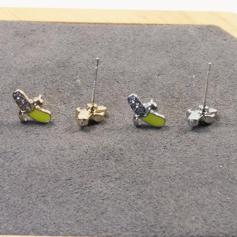 S925 Silver Needle Mori Banana Love Girl Personality Earrings, Fresh and Gentle Lady Versatile Autumn Earrings