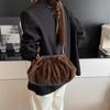 Faux Fur Shell Crossbody Bag Trendy Wrinkle Design Women Shoulder Bag for Autumn Winter Fashi Plush Clutch Bag