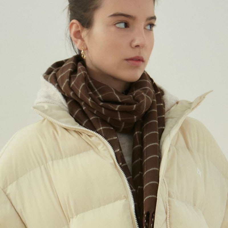 NICK&NICOLE WINDOW CHECK MUFFLER_BEIGE