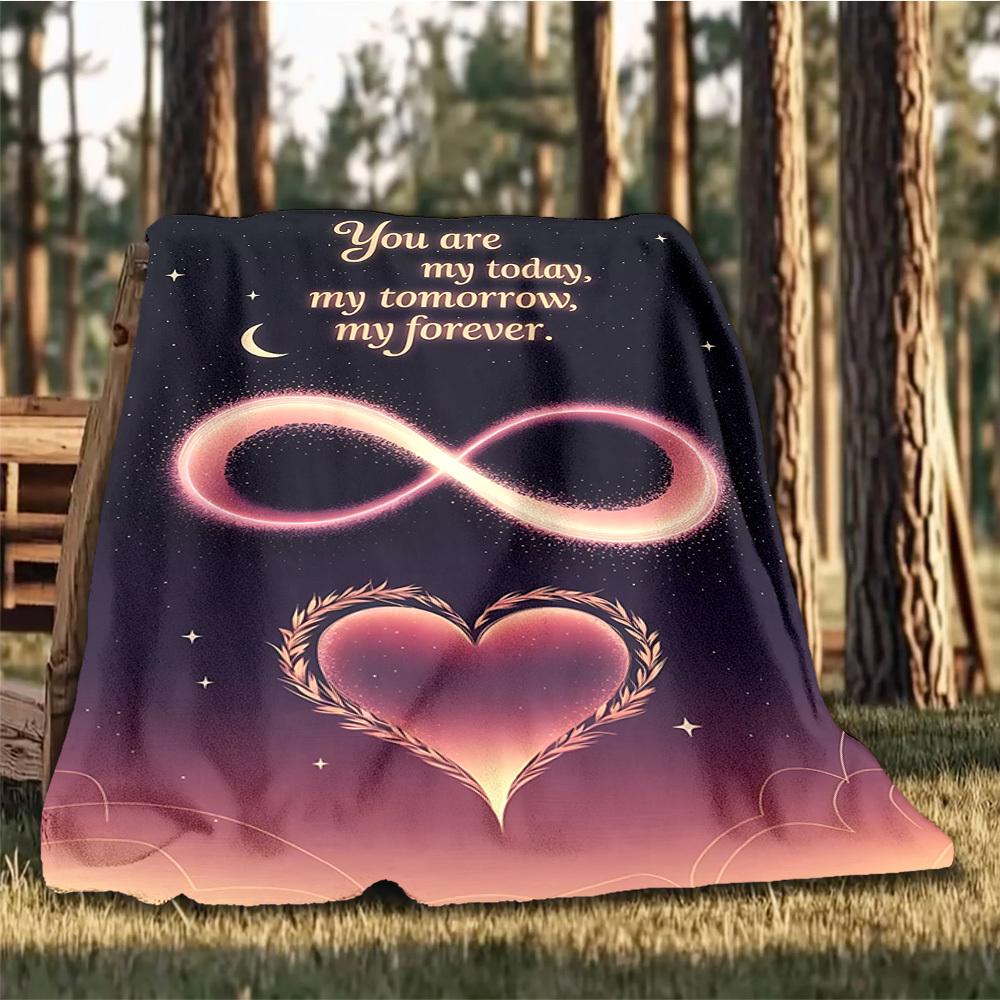 1pc Infinity Heart Outdoor Flannel Blanket Soft All Season Polyester Throw , Perfect for Picnics & Travel , Picnic Accessory