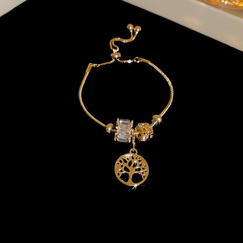 Gold-Plated Zircon Mother-of-Pearl Floral Bracelet: Elegant Luxury Design Jewelry