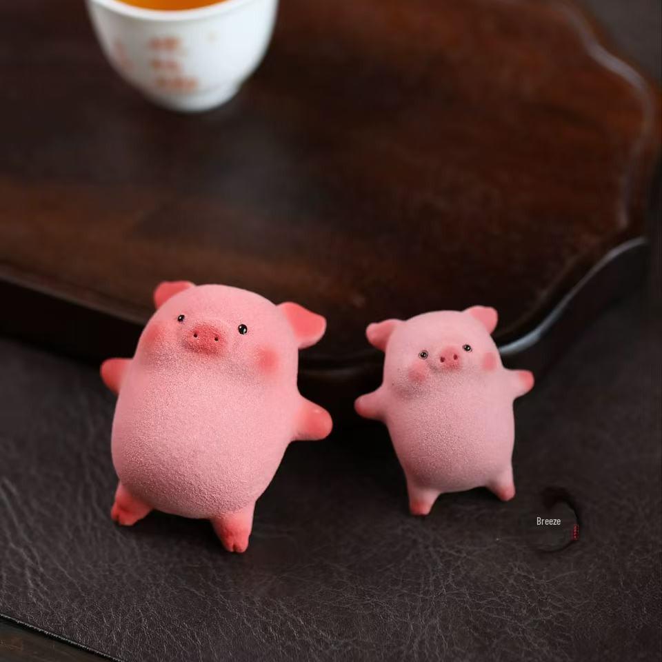 Yixing Zisha Tea Pet - Lying Flat Pig Zodiac Bathtub Ornament