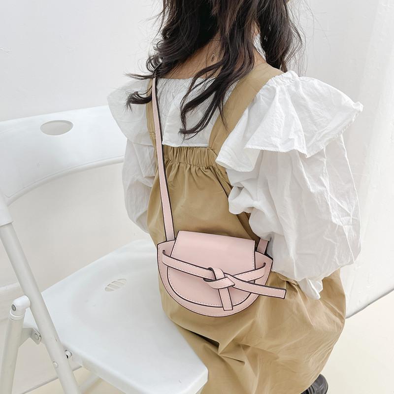 Stylish Korean Style Pu Crossbody Bag For Kids Cute Fashionable Toddler Accessory