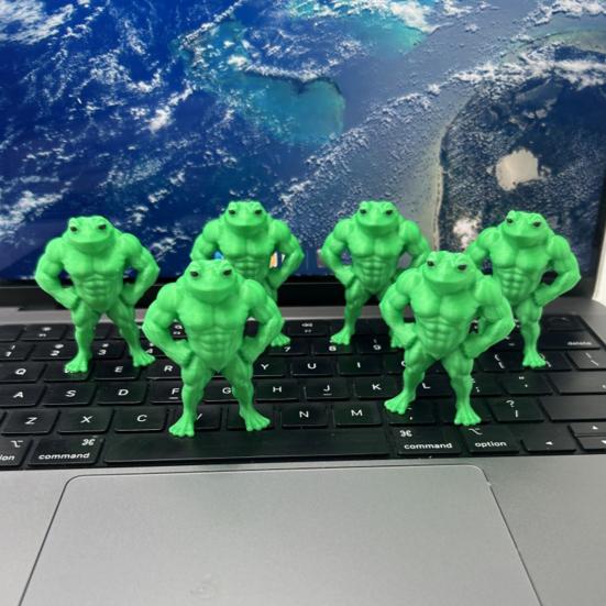 1/2/3/4/5Pcs 3D Printed Muscle Frog Statue PLA Green Frog Figurine Home Office Desktop Decoration Ornament Fitness Enthusiasts Gift