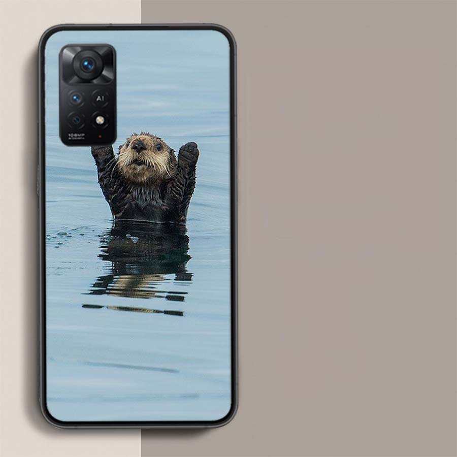 Lovely Otter Who Loves Clean Food Phone Case For Xiaomi Redmi Note 12 Pro Plus 5G 12S 11 11E 11T Pro 10 9 8 7 11S 10S 4G 9T 8T 9