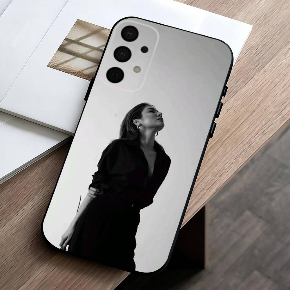 Faye Peraya Malisorn Handyhülle für Samsung Galaxy A73, A72, A71, A70, A53, A52, A51, Andere Weiche Schwarze Hülle