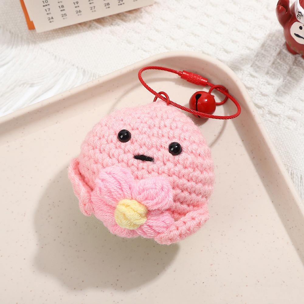 Creative Knitting Fruit Keychain Pendant Christmas Gift Cute Handmade Knitted Avocado Carrot Weaved Keyrings for Bag Accessories