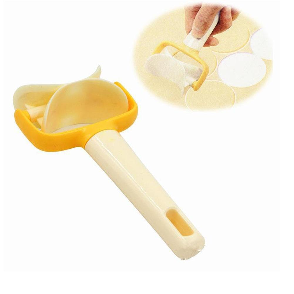 

Pie Mold Plastic Icing Spatula Round Cookie Cutter Rolling Biscuit Cutting Pastry Blade yellow#0
