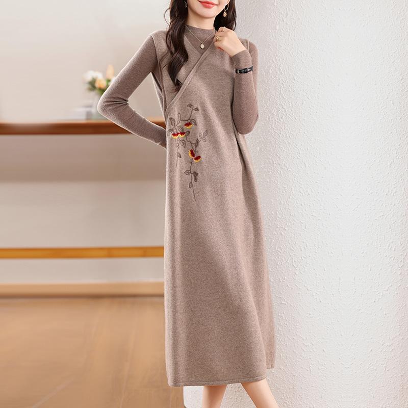 Dámské kašmírové šaty Qinghe kašmír 30% kašmír 70% vlna podzimní a zimní kašmírová sukně měkká a teplá