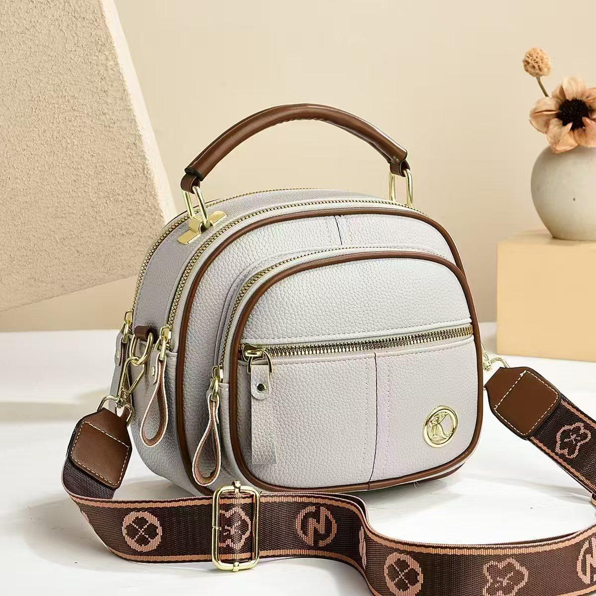 

Crossbody Bag for Women Multi-zipper Shoulder Bag with Adjustable Wide Shoulder Strap PU Leather Square Handbags сірий колір