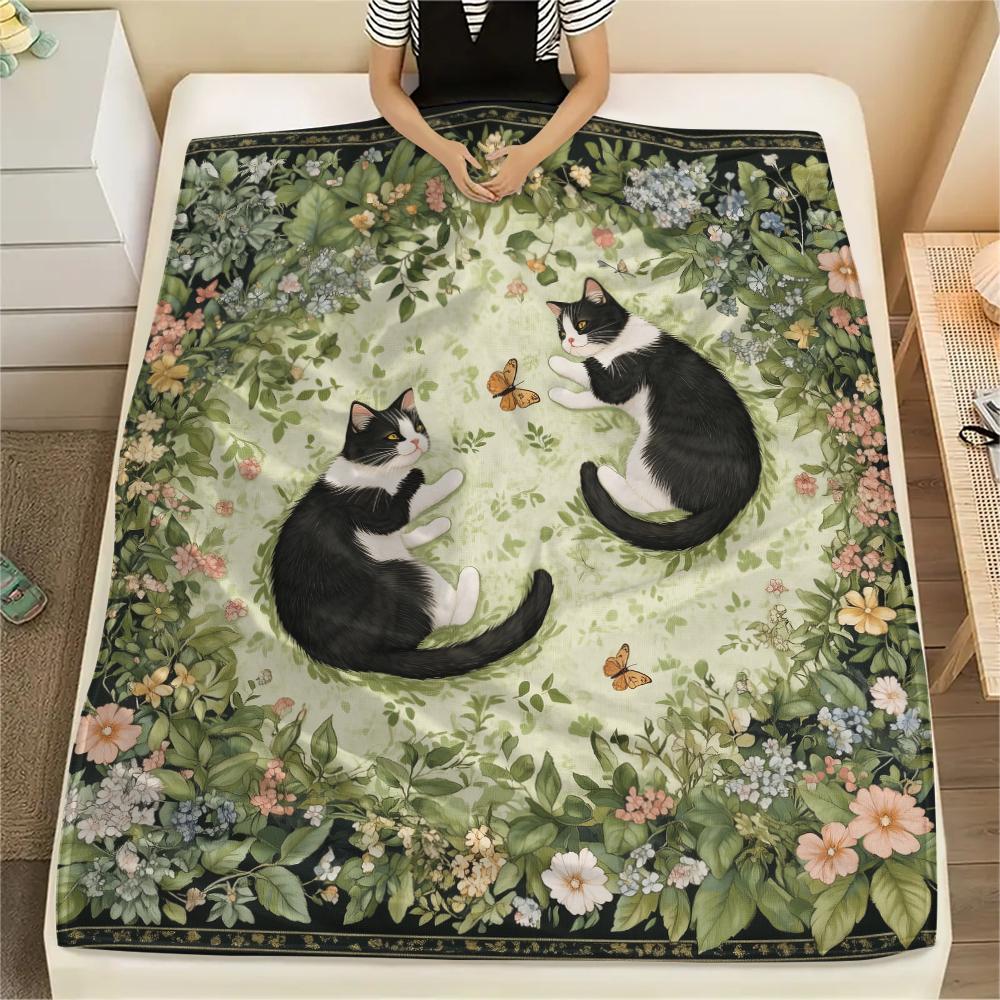 Beautiful Calico Cat,pattern Flannel Blanket, High Quality Comfortable for All Seasons, Home Decor, Warmth and Comfort, Perfect for Gifts.